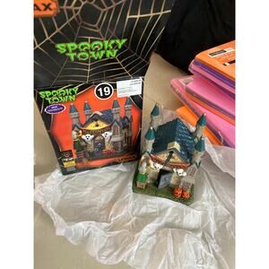 Lemax spooky town haunted house decoration